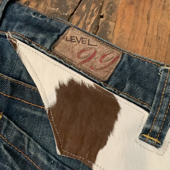 Level 99 hair on hide low rise home designed jeans - Picture 8 of 11